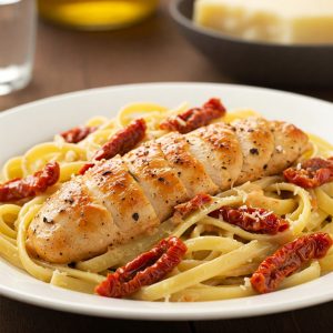 chicken and fettuccini with tomato